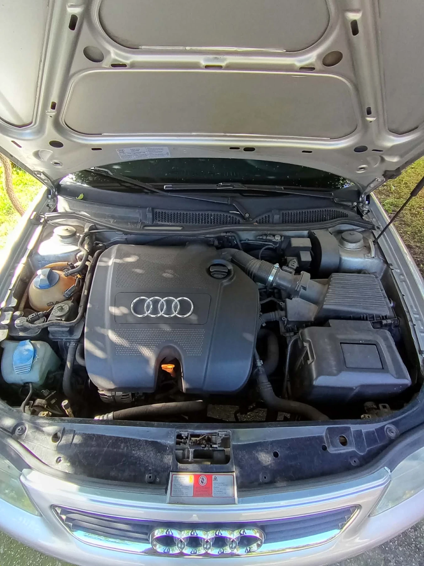 Audi A3 1.6 бензин, снимка 6 - Автомобили и джипове - 54683094