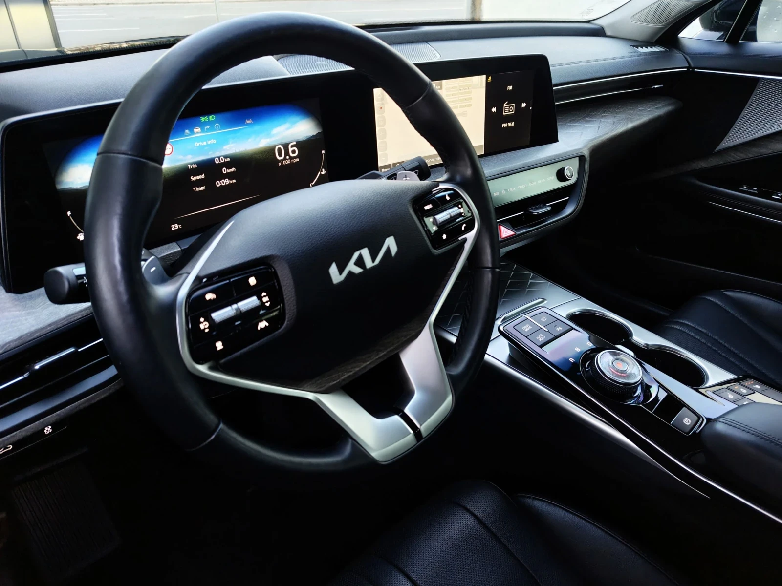 Kia K8 НАЛИЧНА/3.5LPG/TRENDY/DISTRONIC/МАСАЖИ/8 СКОРОСТИ/, снимка 9 - Автомобили и джипове - 54693828