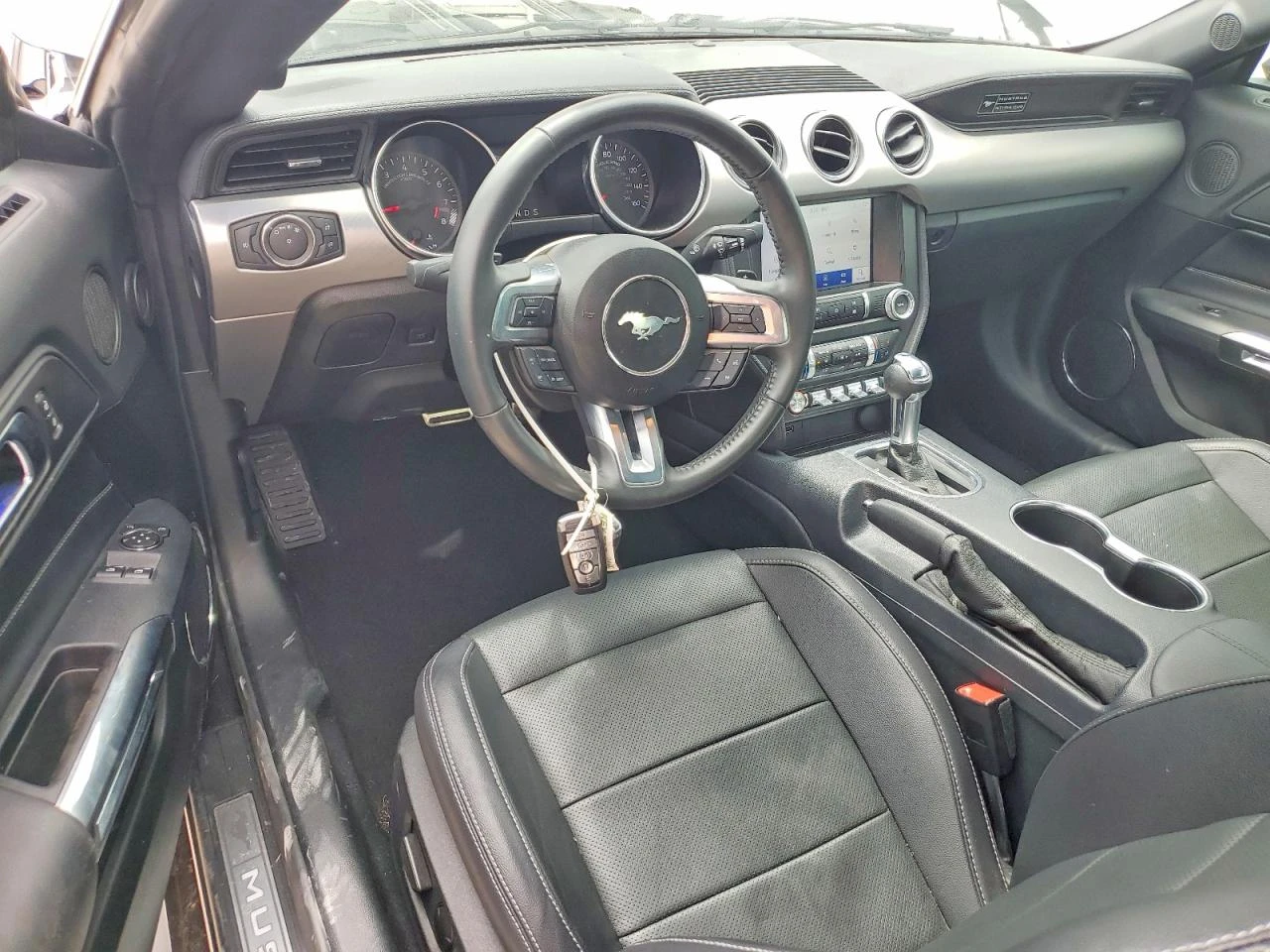 Ford Mustang 5.0l Gt, снимка 8 - Автомобили и джипове - 54742847
