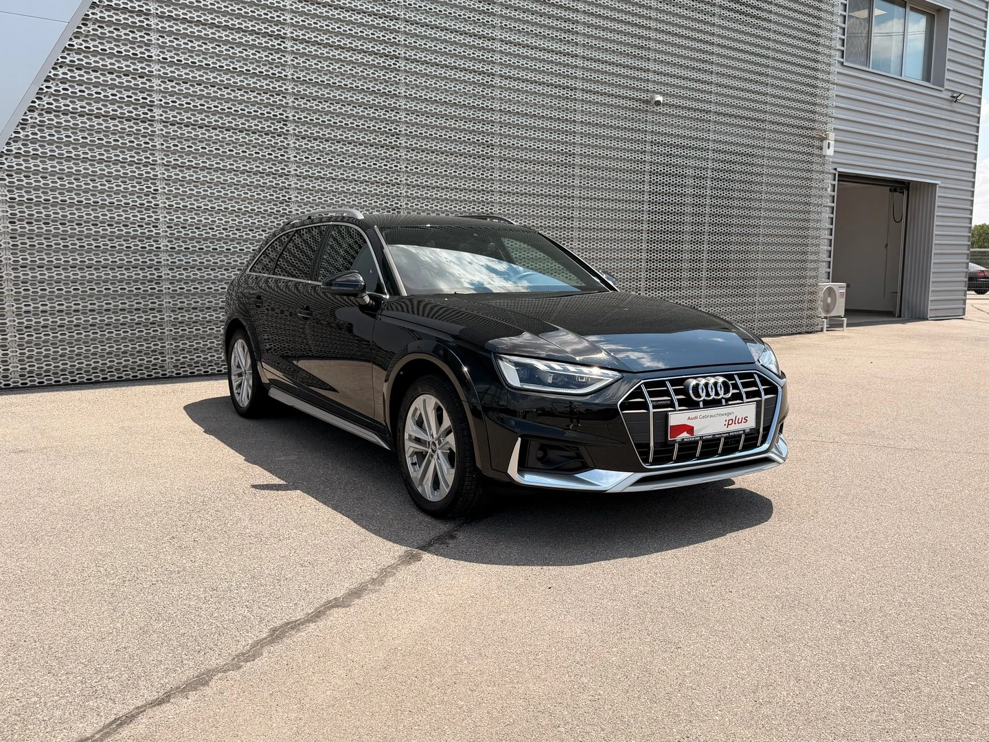 Audi A4, снимка 3 - Автомобили и джипове - 55347151