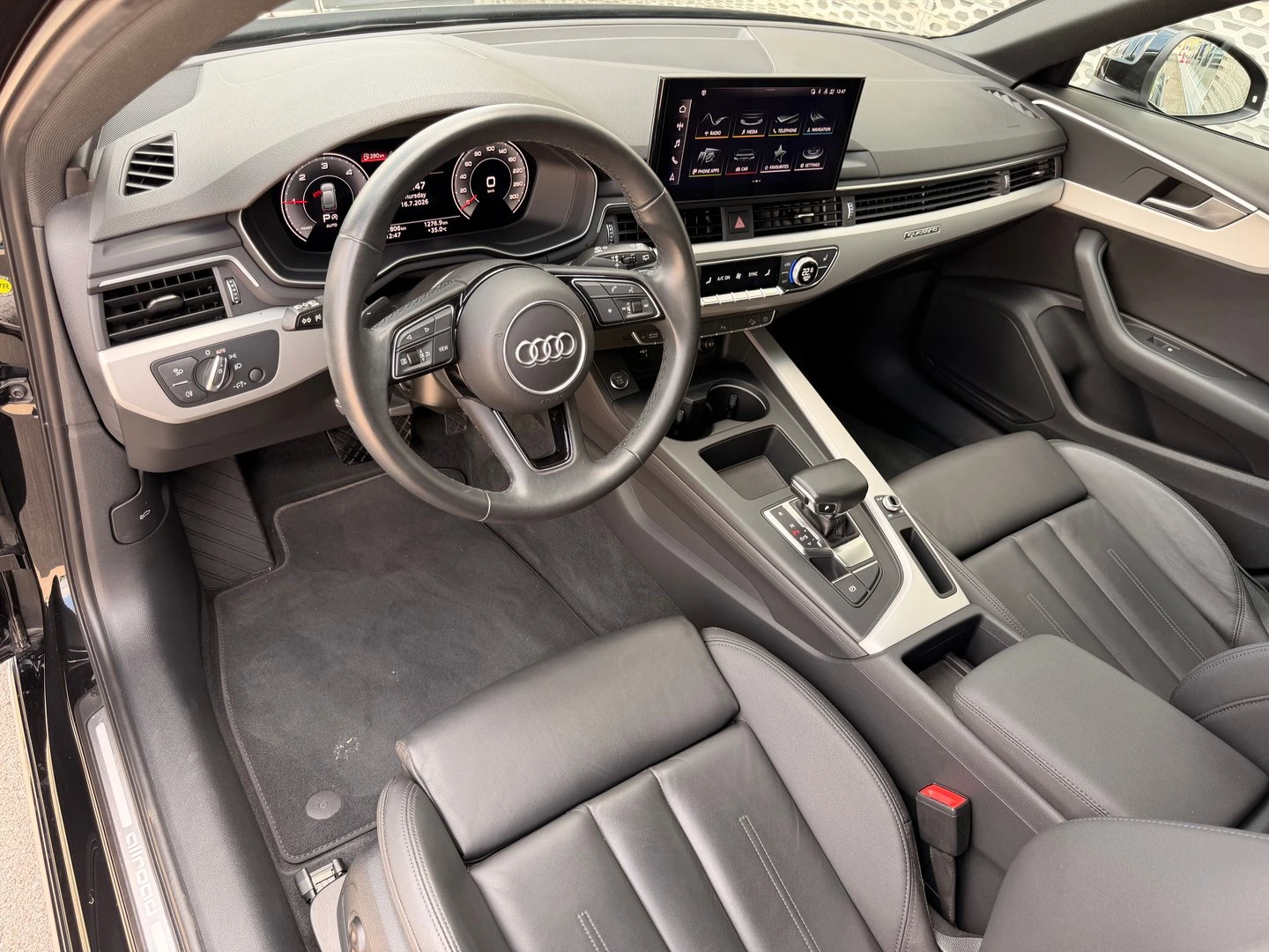Audi A4, снимка 9 - Автомобили и джипове - 55347151