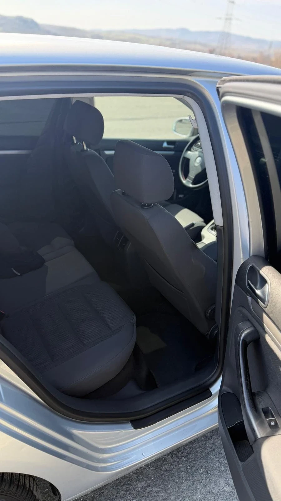 VW Golf 1.9 TDI, снимка 11 - Автомобили и джипове - 55674723