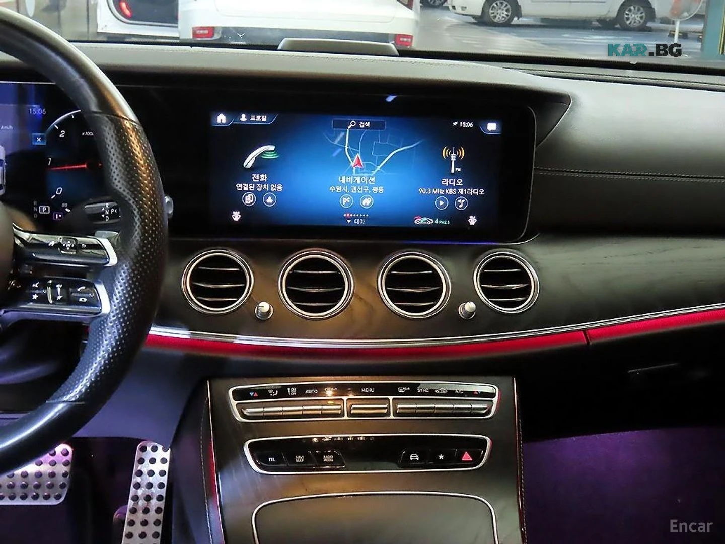 Mercedes-Benz E 220 AMG* 360 КАМЕРА* ПОДГРЕВ* HEADUP* ПАМЕТ, снимка 11 - Автомобили и джипове - 55729457