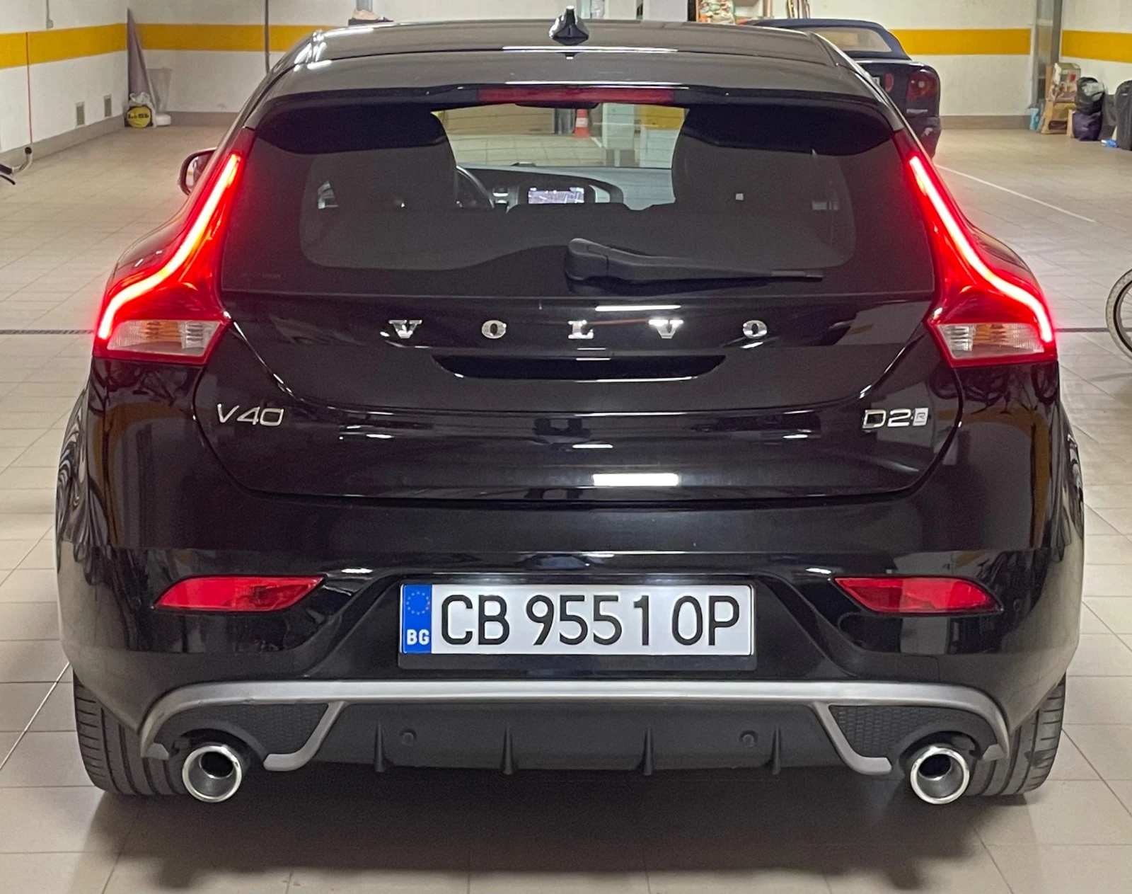 Volvo V40 Cross Country 2.0 Автоматик Rdesign