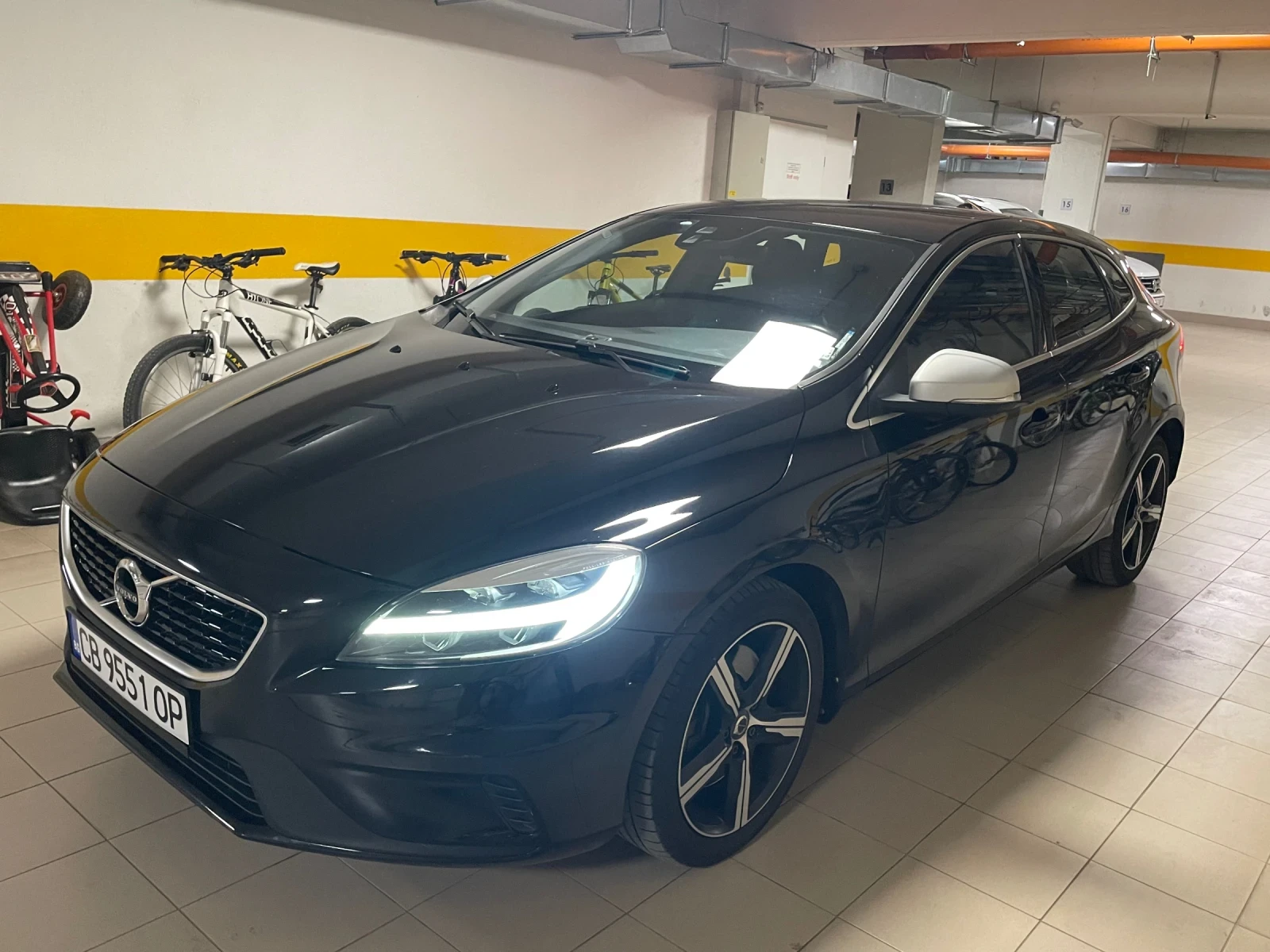 Volvo V40 Cross Country 2.0, снимка 2 - Автомобили и джипове - 55887805
