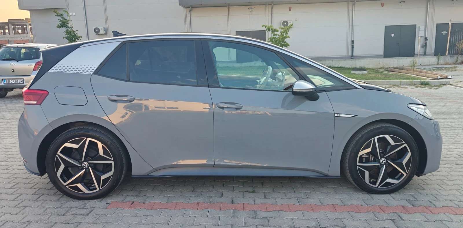 VW ID.3 1st plus/204hp/62kwh/MATRIX/KEYLESS/SOH91%, снимка 8 - Автомобили и джипове - 55873280