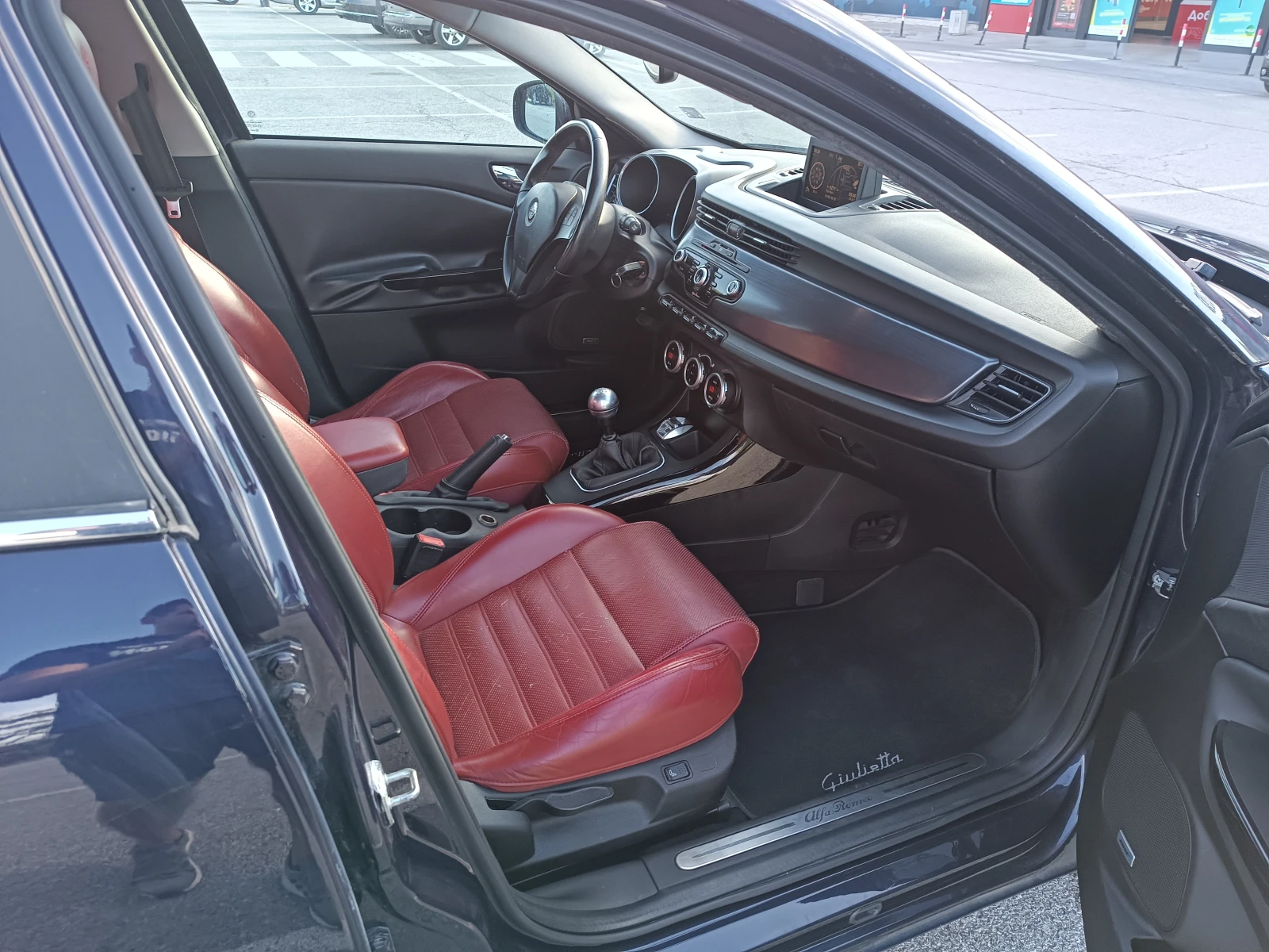 Alfa Romeo Giulietta, снимка 12 - Автомобили и джипове - 55892278
