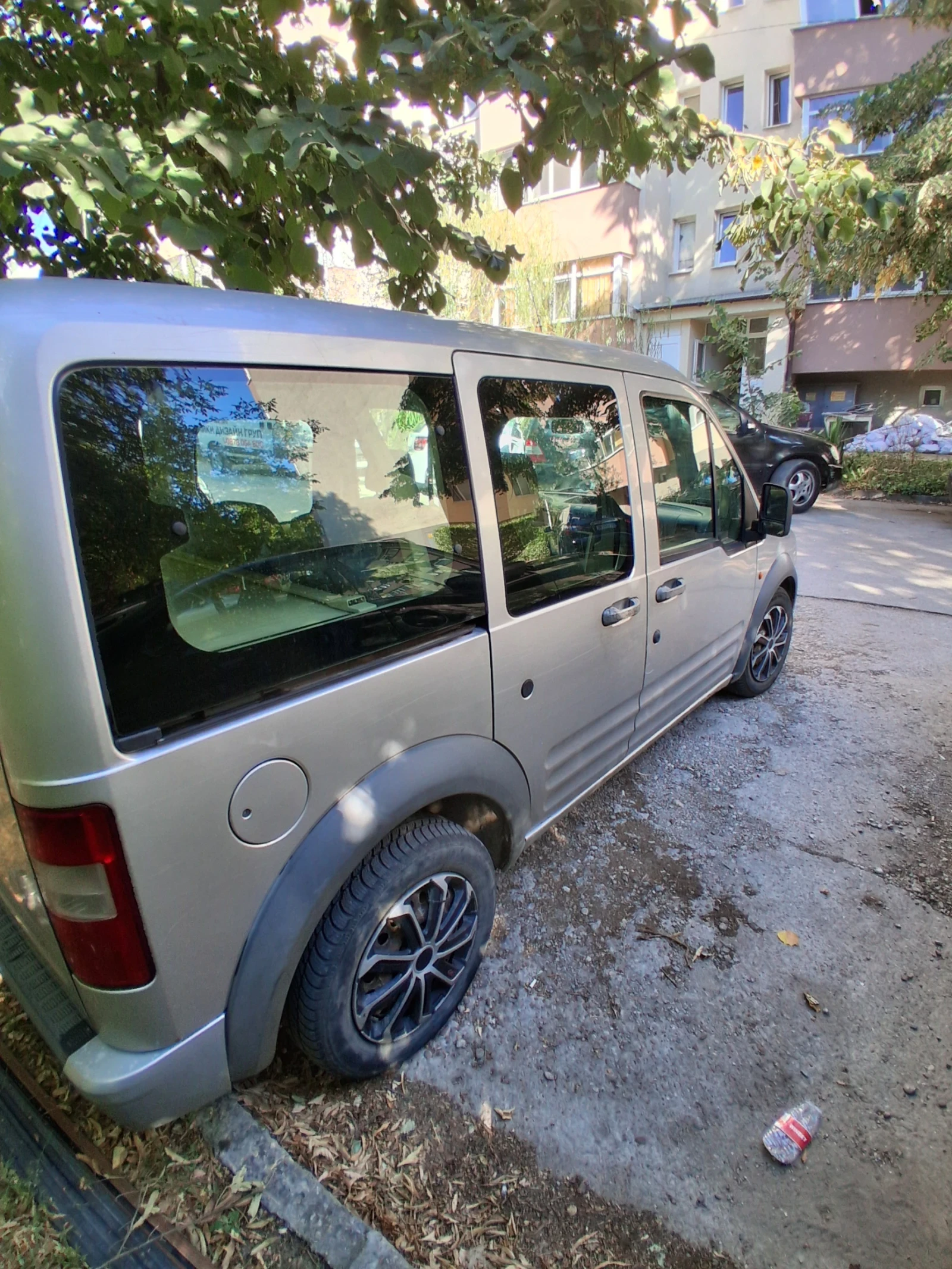 Ford Tourneo Connect, снимка 3 - Автомобили и джипове - 55995294