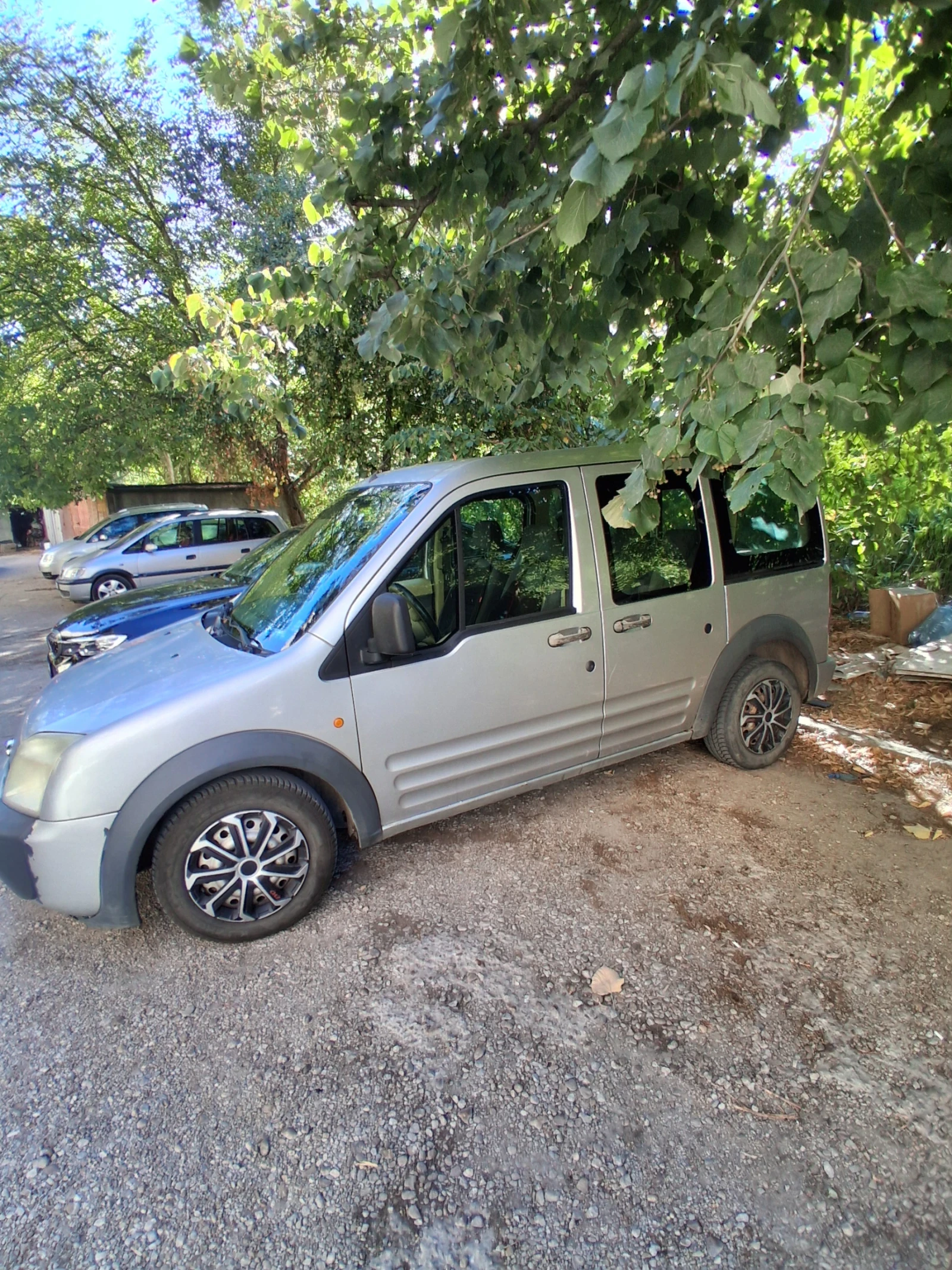 Ford Tourneo Connect, снимка 2 - Автомобили и джипове - 55995294