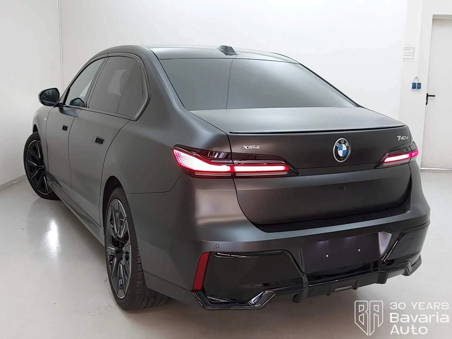BMW 740 d xDrive M Sport PRO Sportautomatic, снимка 2 - Автомобили и джипове - 56089560