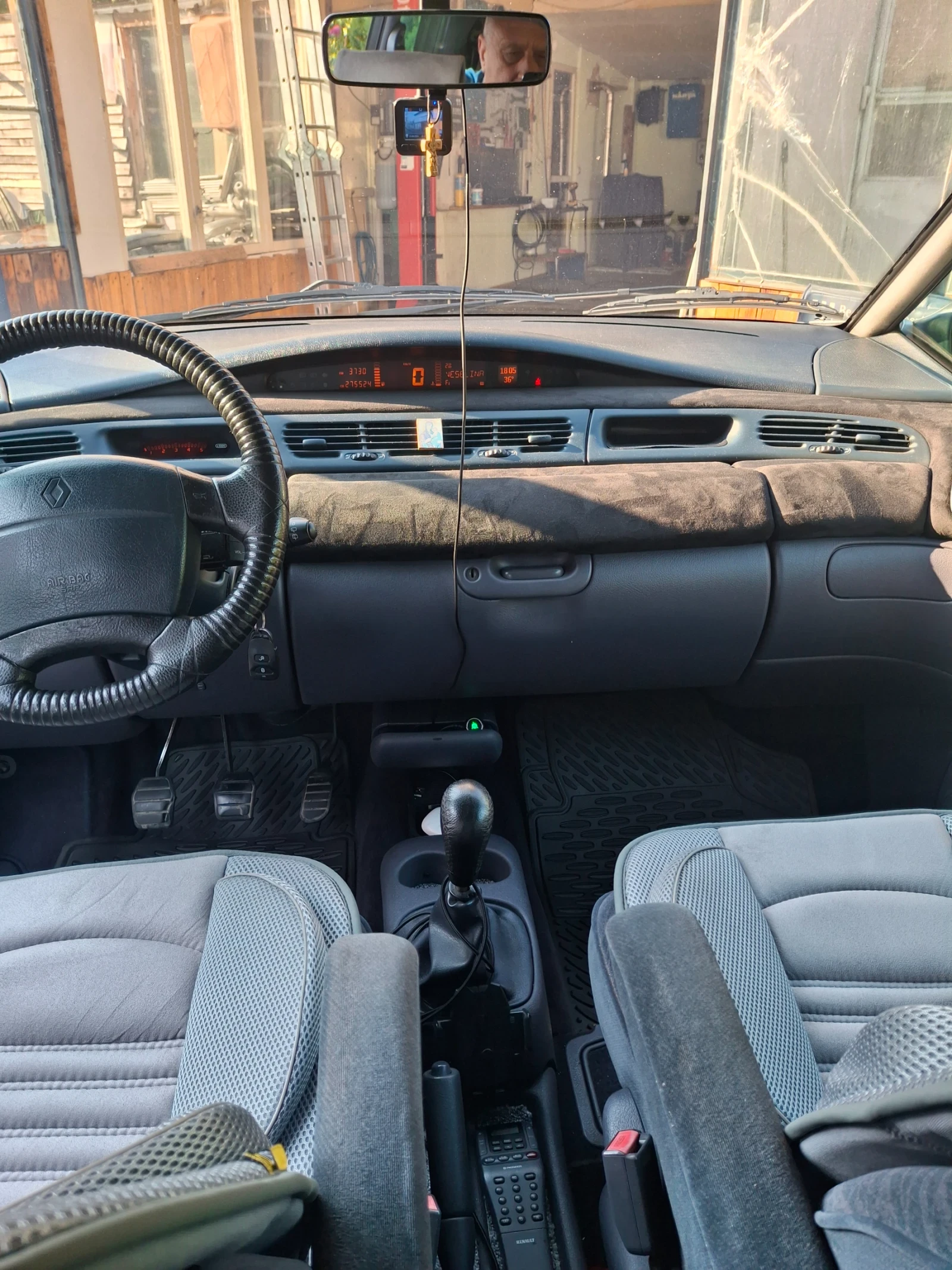 Renault Espace 7 места, снимка 8 - Автомобили и джипове - 56240816