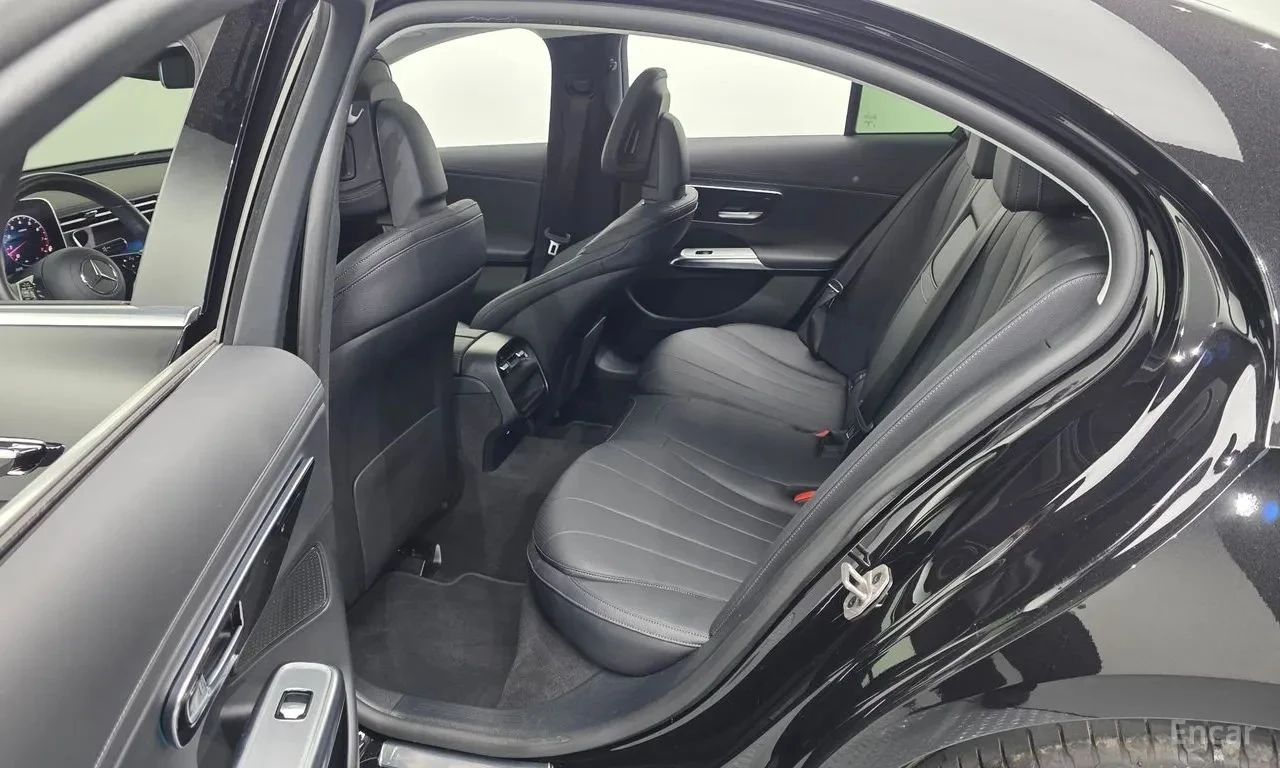 Mercedes-Benz E 200, снимка 7 - Автомобили и джипове - 56723343
