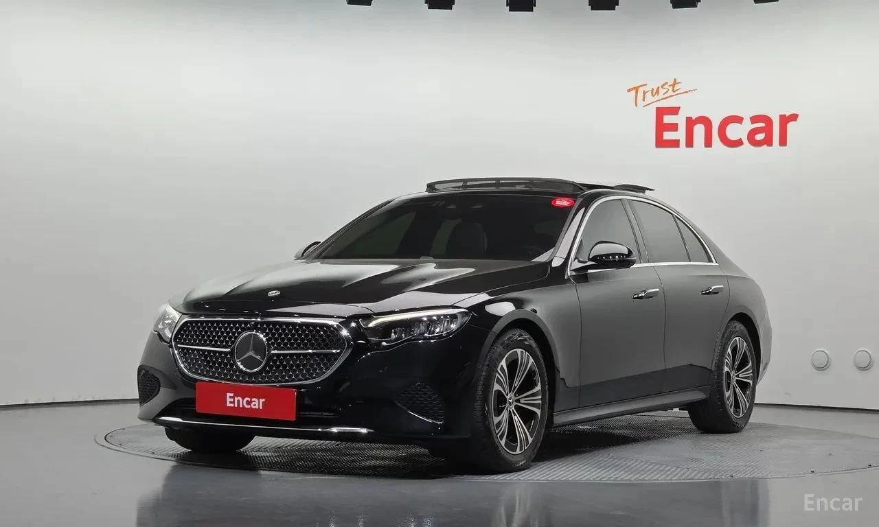 Mercedes-Benz E 200