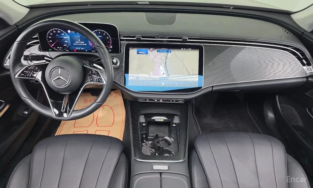 Mercedes-Benz E 200, снимка 9 - Автомобили и джипове - 56723343
