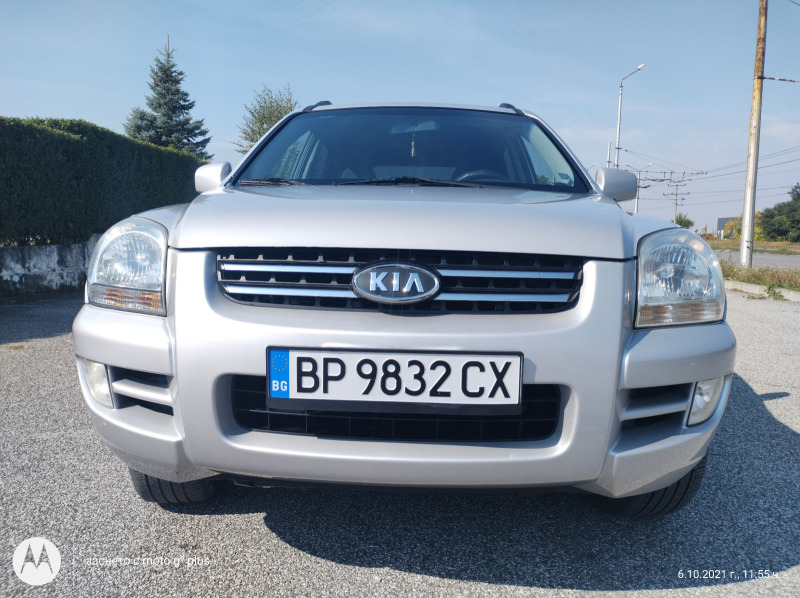 Kia Sportage CRDI , 4x4, снимка 4 - Автомобили и джипове - 46173522