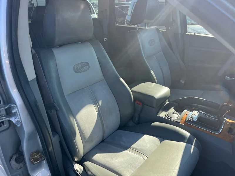 Jeep Grand cherokee 3.0CRD Overland, снимка 12 - Автомобили и джипове - 53111214
