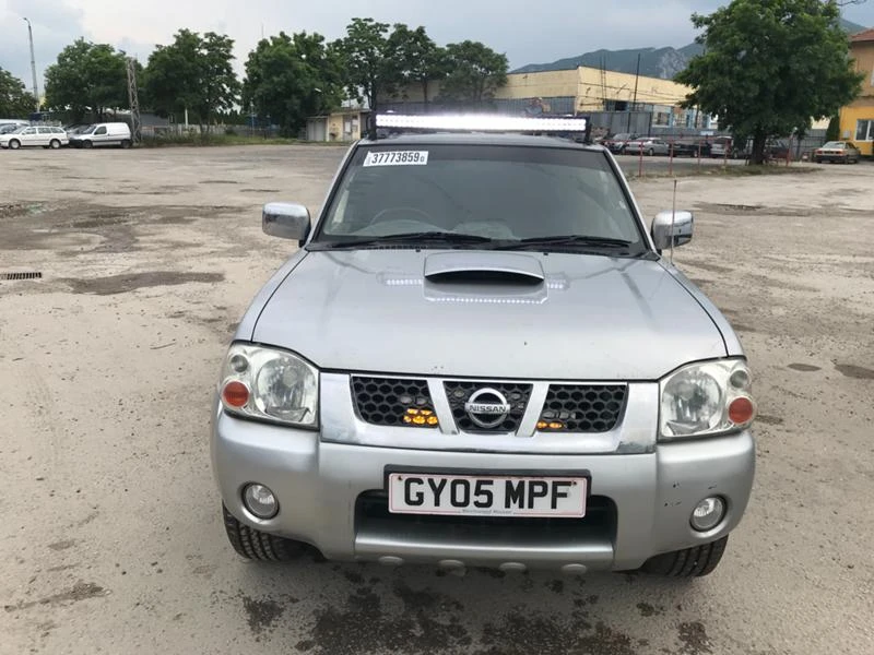 Nissan Navara 2.5di  outlaw, снимка 3 - Автомобили и джипове - 25692481