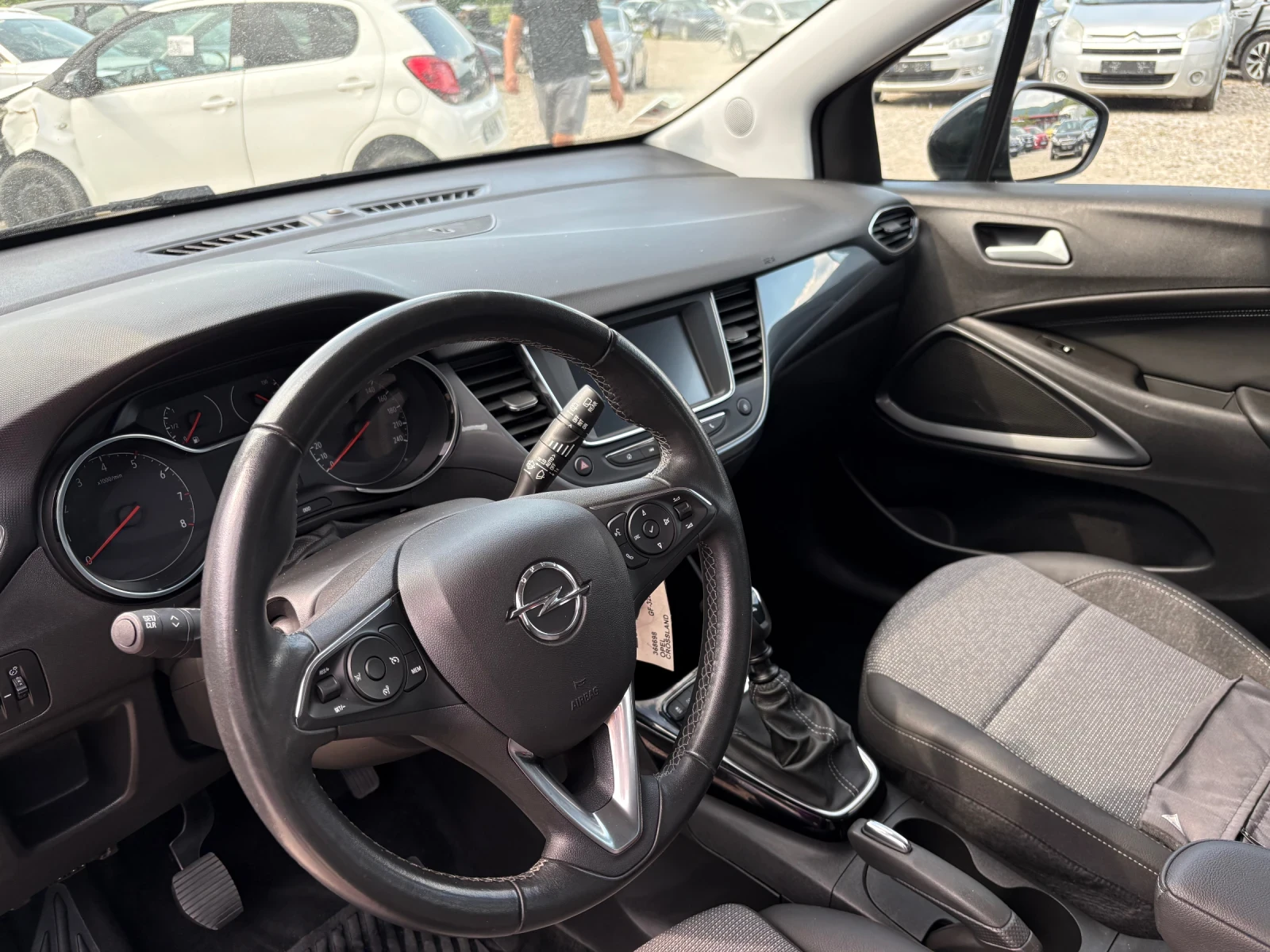 Opel Crossland X 1.2 turbo euro6, снимка 17 - Автомобили и джипове - 49049865
