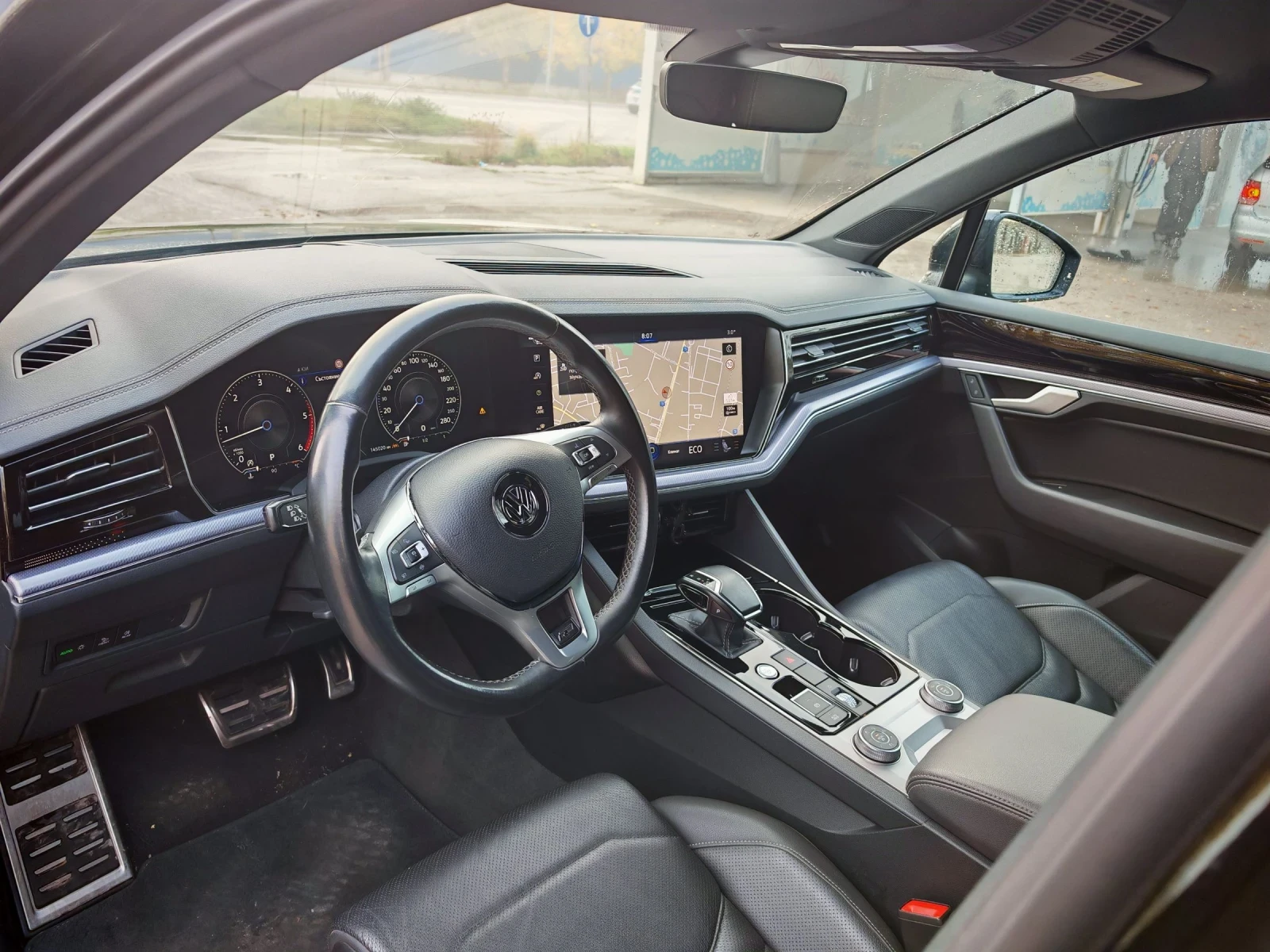 VW Touareg R-line  - изображение 8