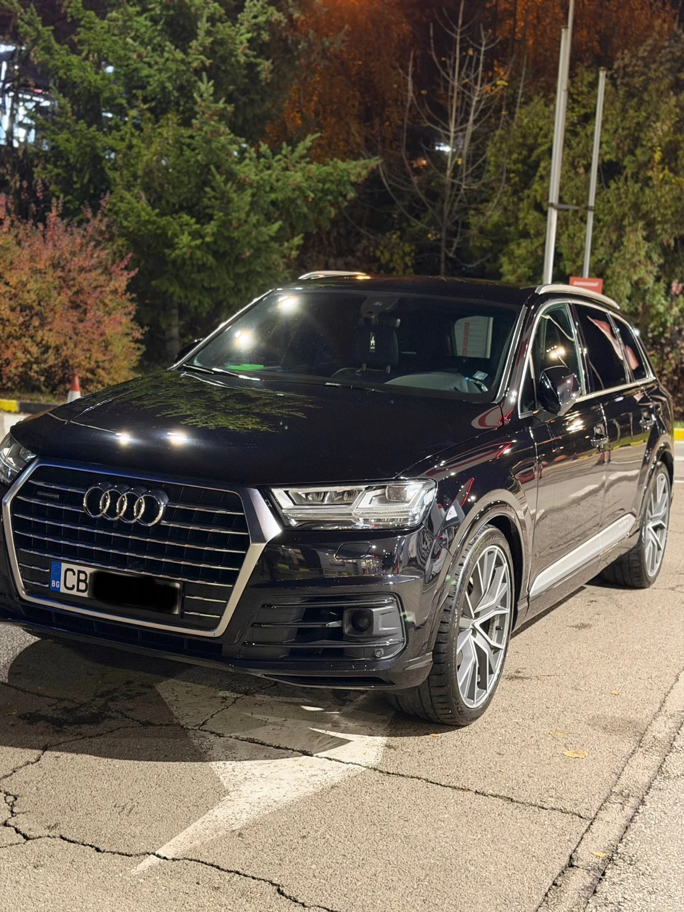 Audi Q7 3.0TDi* QUATTRO* 3xS-line* 7������* 22zoll* ACC*  | Mobile.bg � ����������� 1