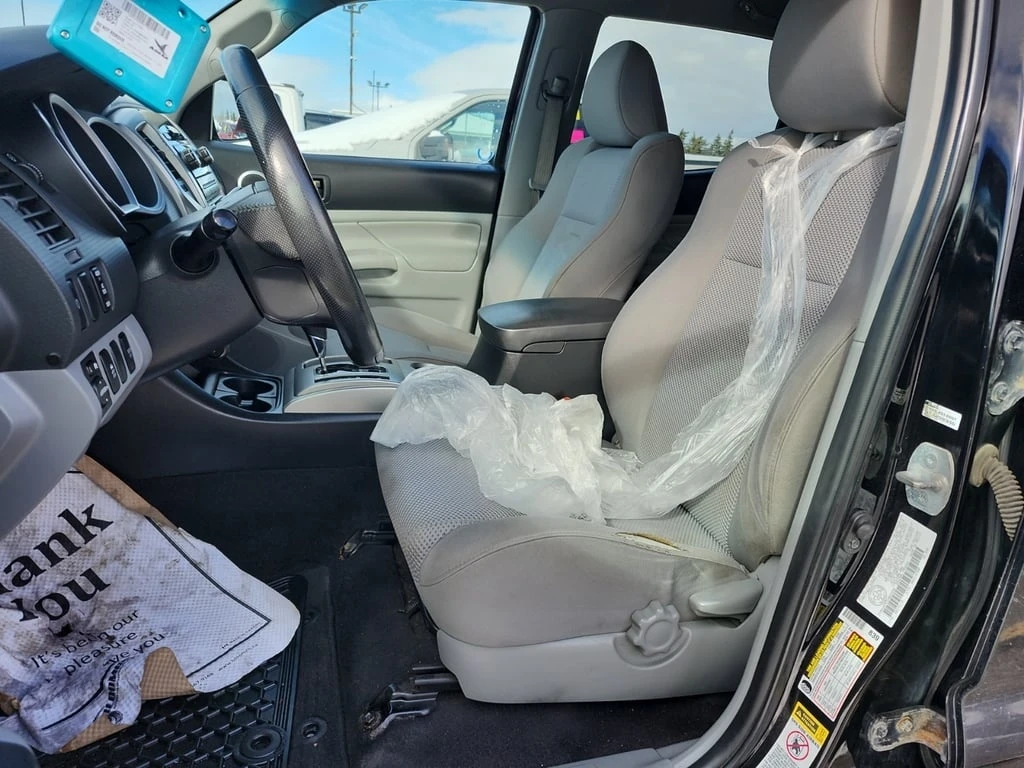 Toyota Tacoma * CREW CAB STD BED * CЕРВИЗНА ИСТОРИЯ* ФИНАНСИРАНЕ - изображение 7