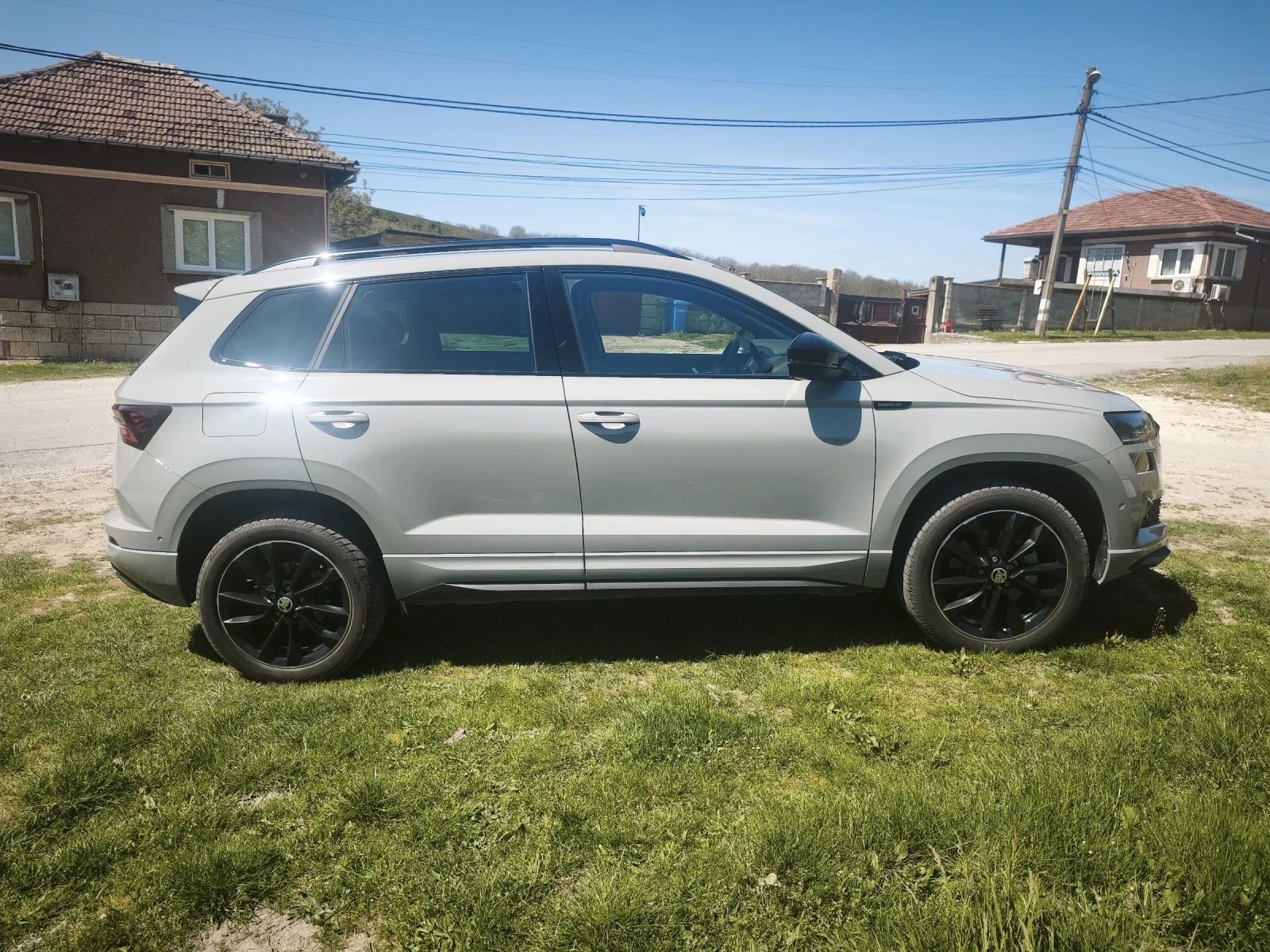 Skoda Karoq Sportline, снимка 2 - Автомобили и джипове - 54310056