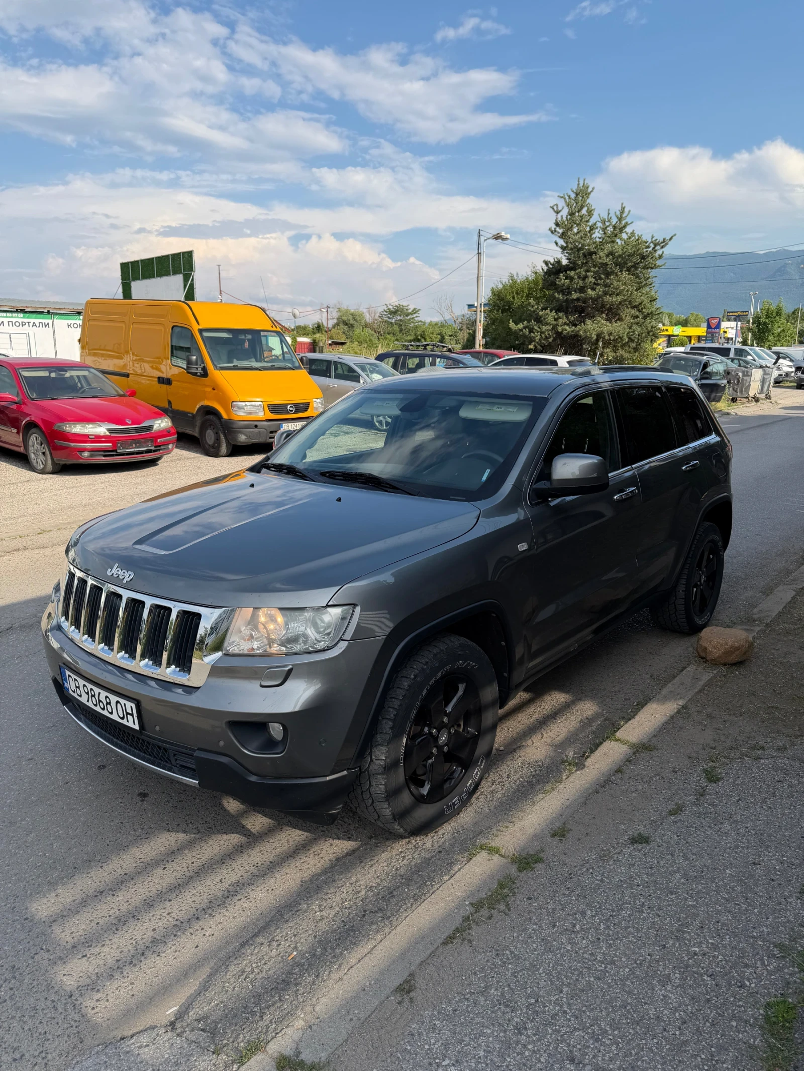 Jeep Grand cherokee ШВЕЙЦАРИЯ, снимка 2 - Автомобили и джипове - 55317473