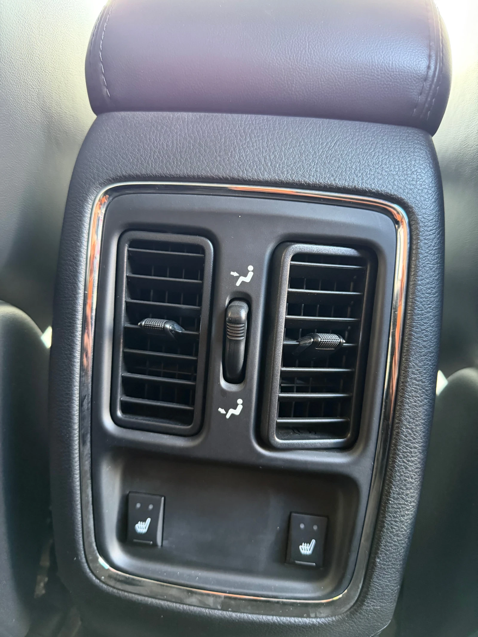 Jeep Grand cherokee ШВЕЙЦАРИЯ, снимка 11 - Автомобили и джипове - 55317473