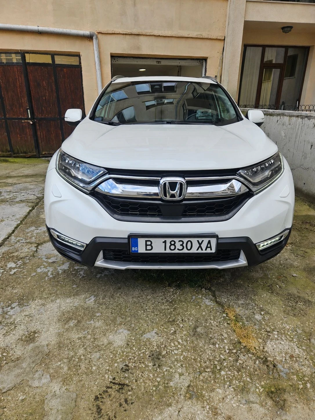 Honda Cr-v 2.0 HEV Executive, снимка 2 - Автомобили и джипове - 55937585