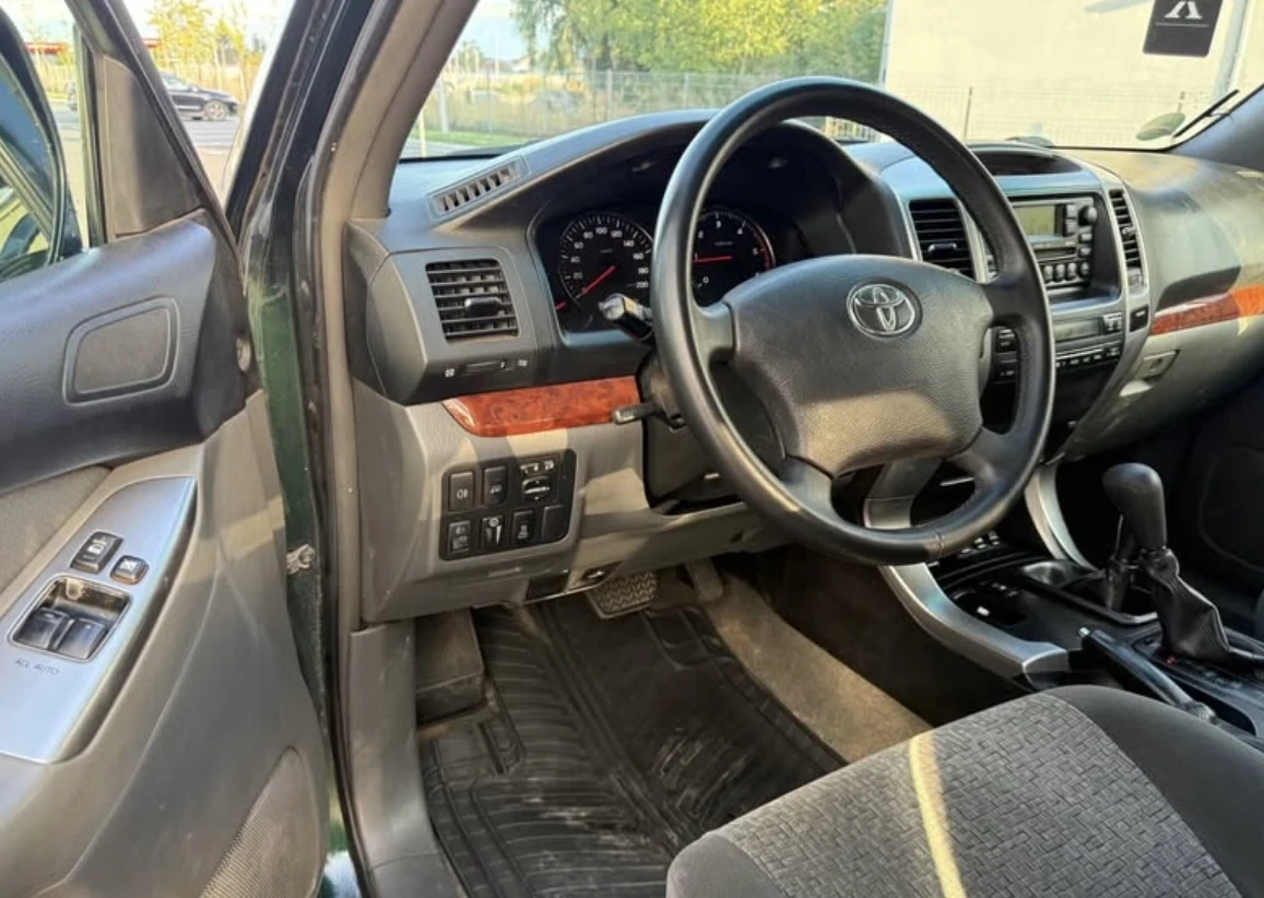 Toyota Land cruiser, снимка 6 - Автомобили и джипове - 56171003