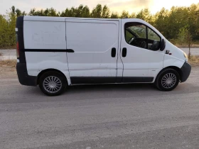 Opel Vivaro 2.5, снимка 2