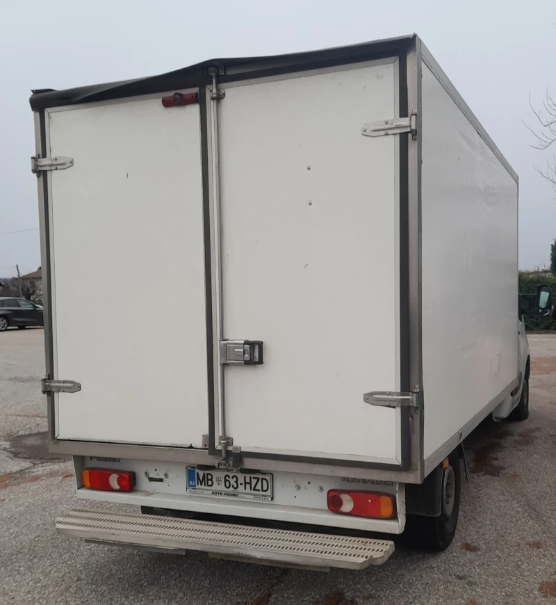 Renault Master 2, 3 D хладилен, снимка 5 - Бусове и автобуси - 52646817