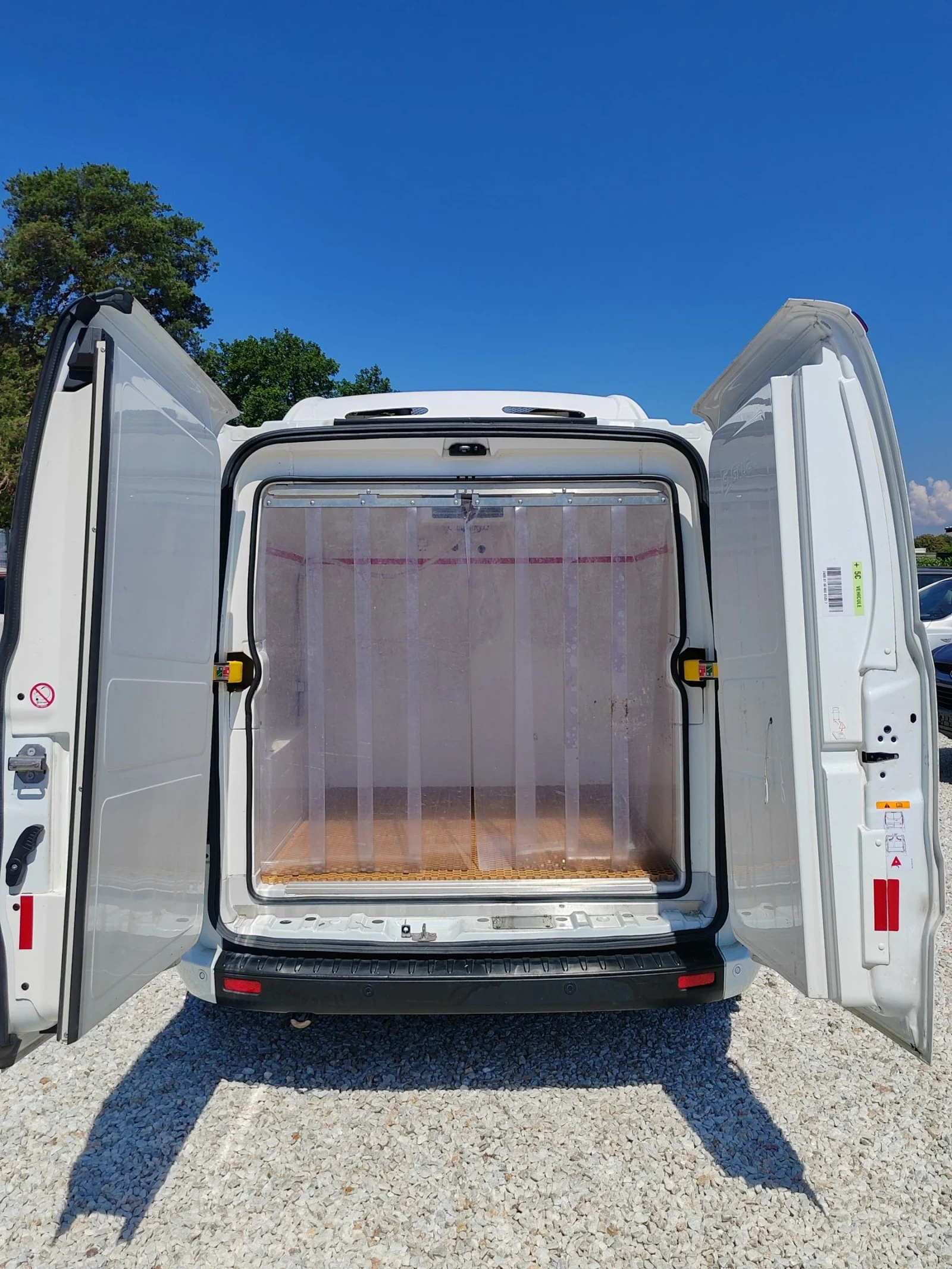 Ford Transit Custom 3 хладилни камери от - 30 до + 22, снимка 6 - Бусове и автобуси - 55044925