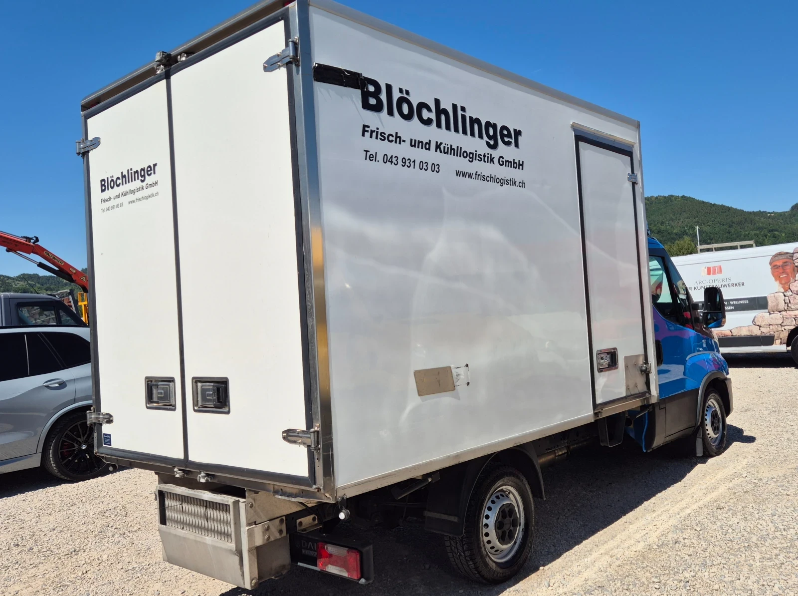 Iveco Daily 35s16* ХЛАДИЛЕН* КЛИМАТИК* HI-MATIC* ШВЕЙЦАРИЯ* , снимка 4 - Бусове и автобуси - 55692466