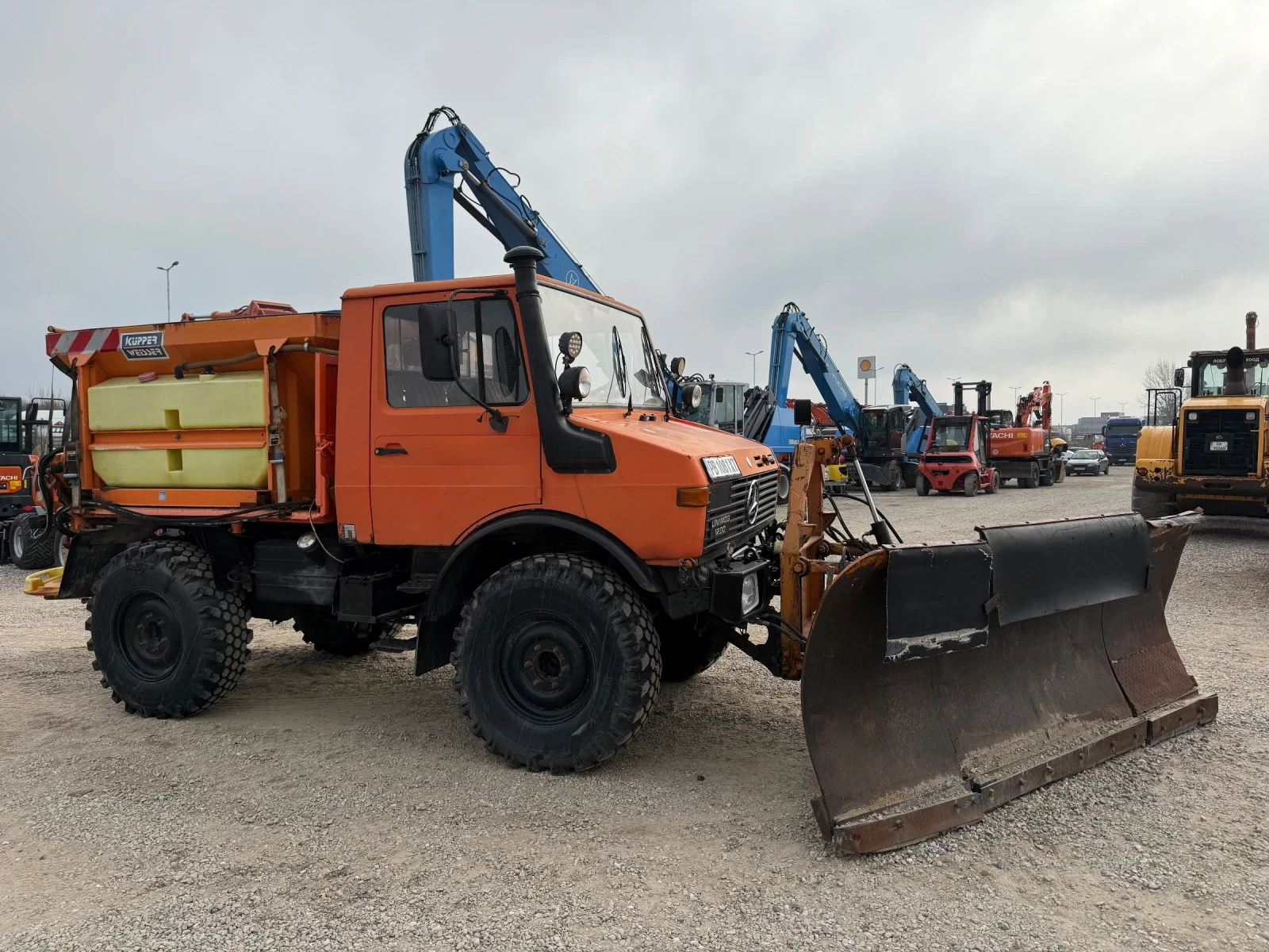 Mercedes-Benz UNIMOG  - изображение 2