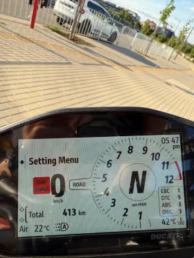 Ducati Streetfighter V2, снимка 8