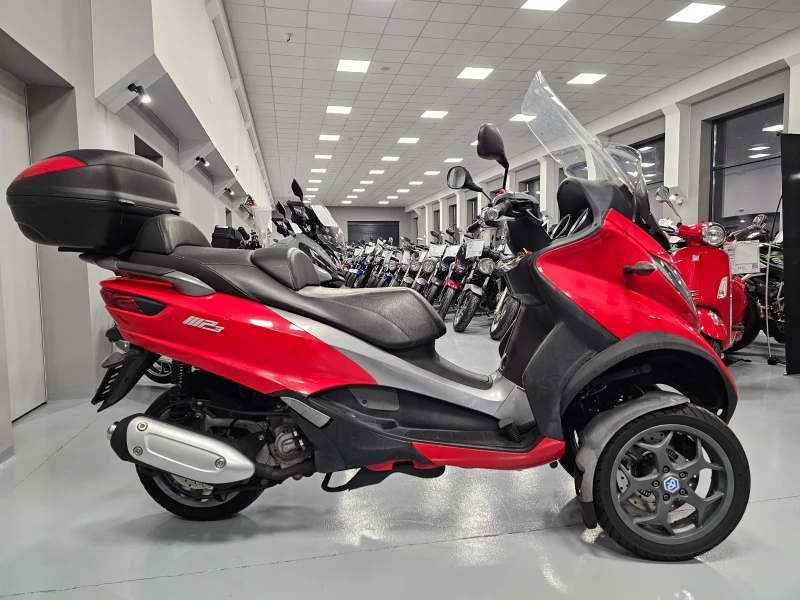 Piaggio Mp3 300ie, LT, ABS-ASR, Business!, снимка 3 - Мотоциклети и мототехника - 49073369