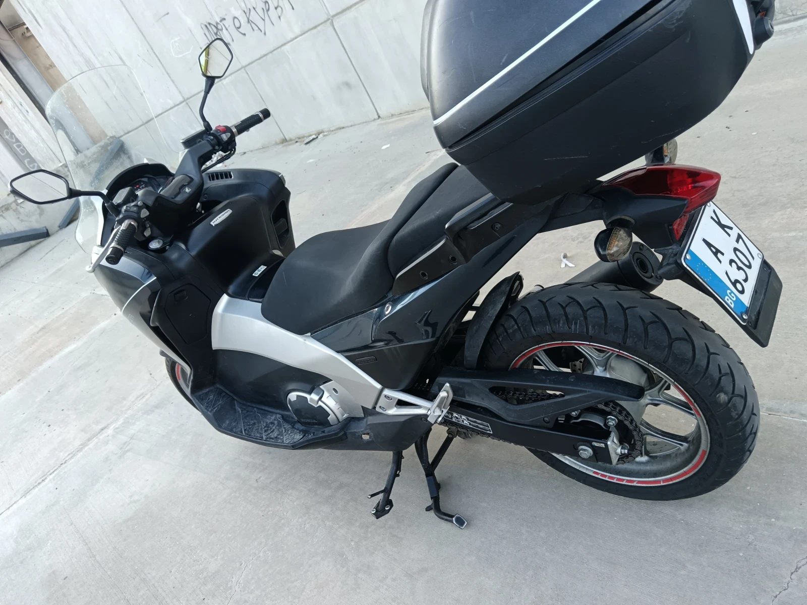 Honda Integra Integra 700d - изображение 2