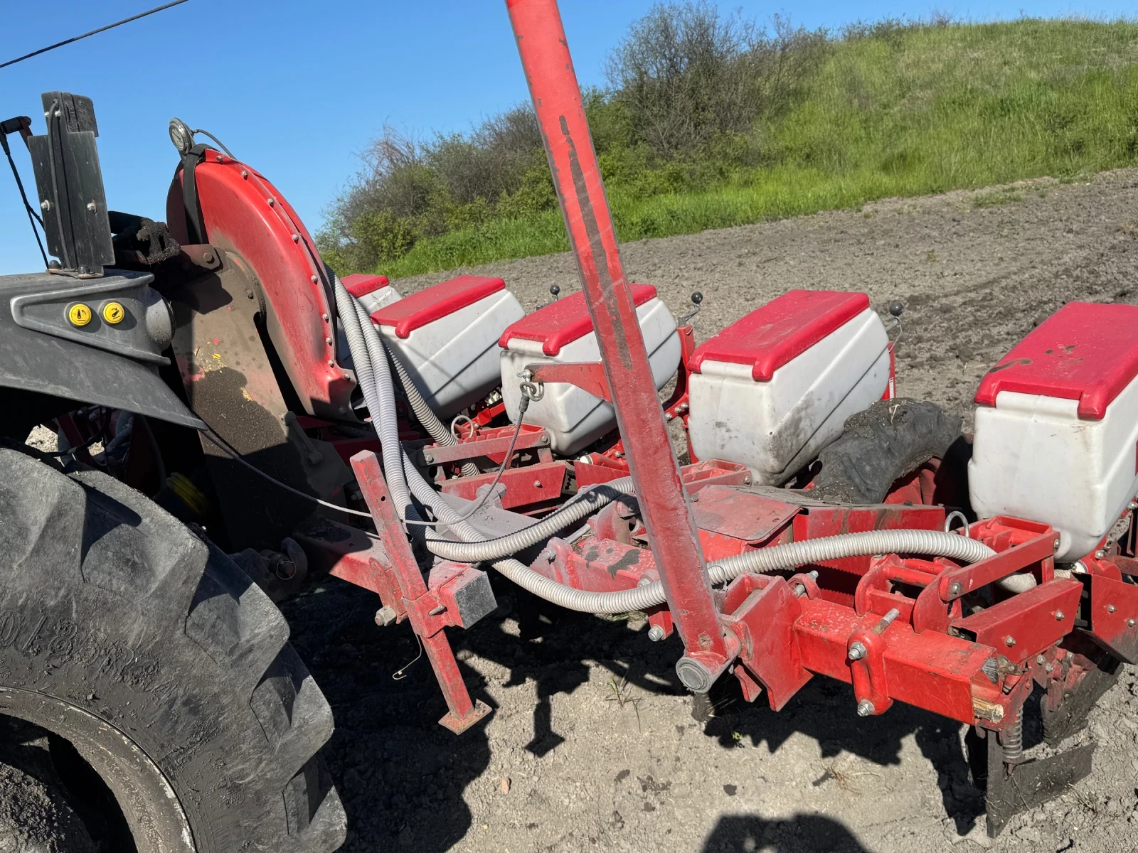 Сеялка IrTem, снимка 4 - Селскостопанска техника - 54336073