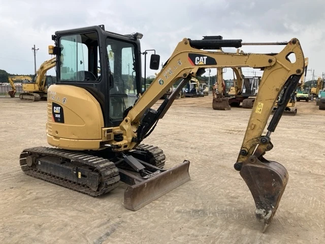 Багер Cat 303ECR * ОЧАКВАН 30.11.2026!!!, снимка 2 - Индустриална техника - 55475354