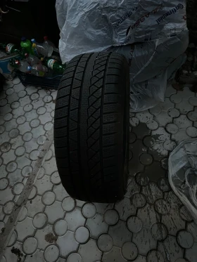 Гуми Зимни 255/55R18, снимка 3 - Гуми и джанти - 47671504