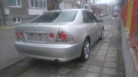 Lexus IS, снимка 1