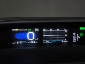 Toyota Prius 1.8 Хибрид, снимка 5