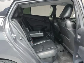 Toyota Prius 1.8 Хибрид, снимка 10