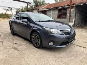 Toyota Avensis Нов внос, снимка 2