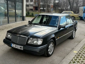 Mercedes-Benz 124 E200, снимка 2