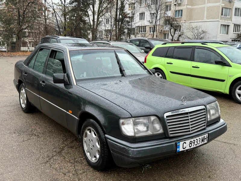 Mercedes-Benz 124 Е200 , снимка 3 - Автомобили и джипове - 34854712