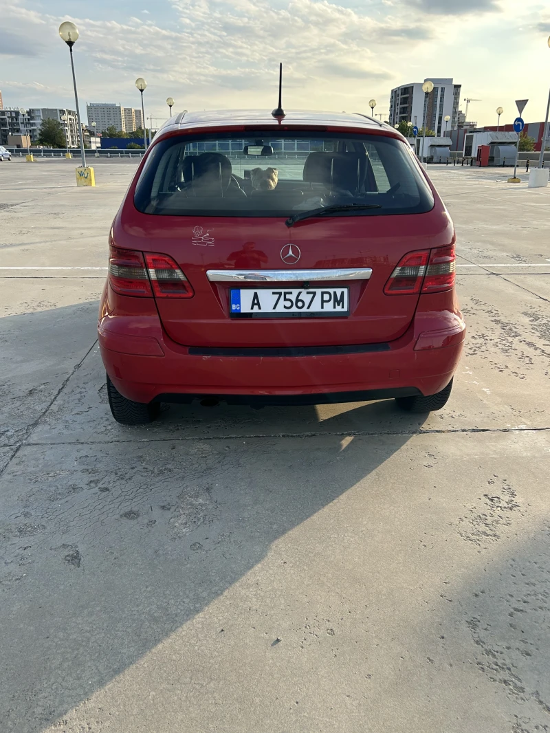 Mercedes-Benz B 180, снимка 7 - Автомобили и джипове - 48433832