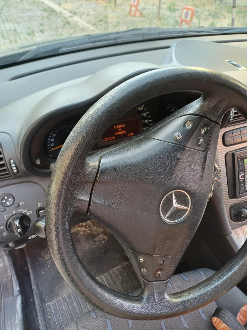 Mercedes-Benz C 200, снимка 6 - Автомобили и джипове - 47437951