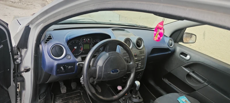 Ford Fiesta, снимка 5 - Автомобили и джипове - 48906994